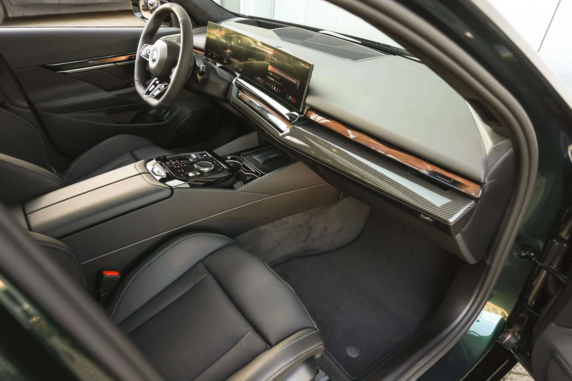 Hoofdafbeelding BMW i5