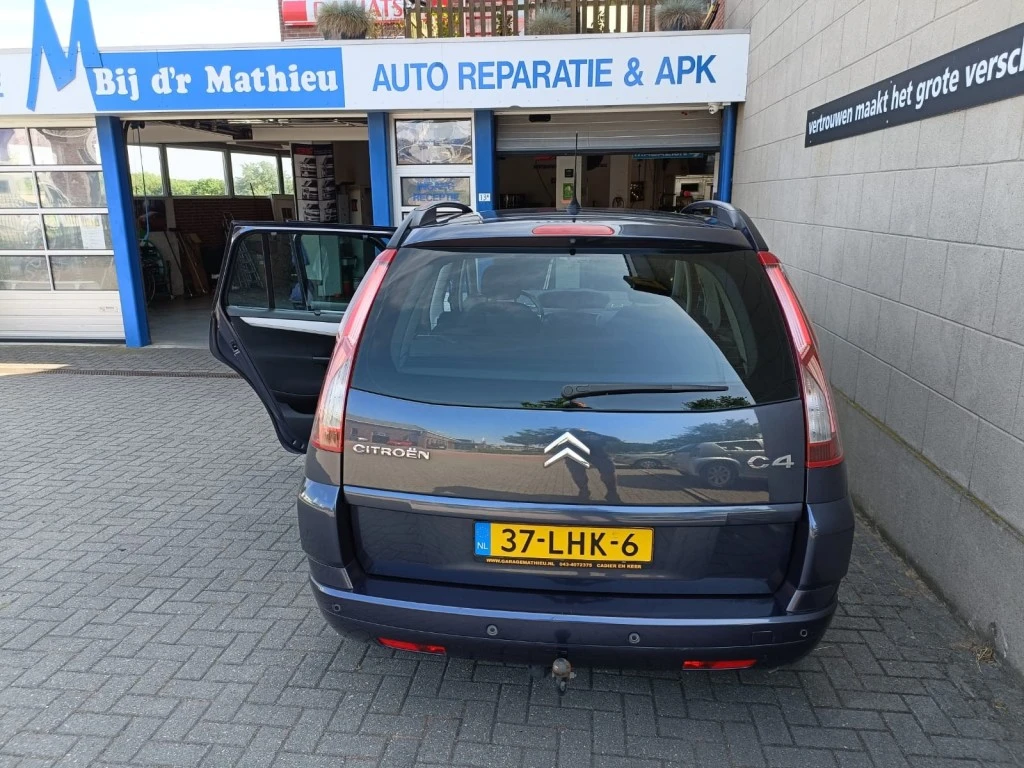 Citroën C4