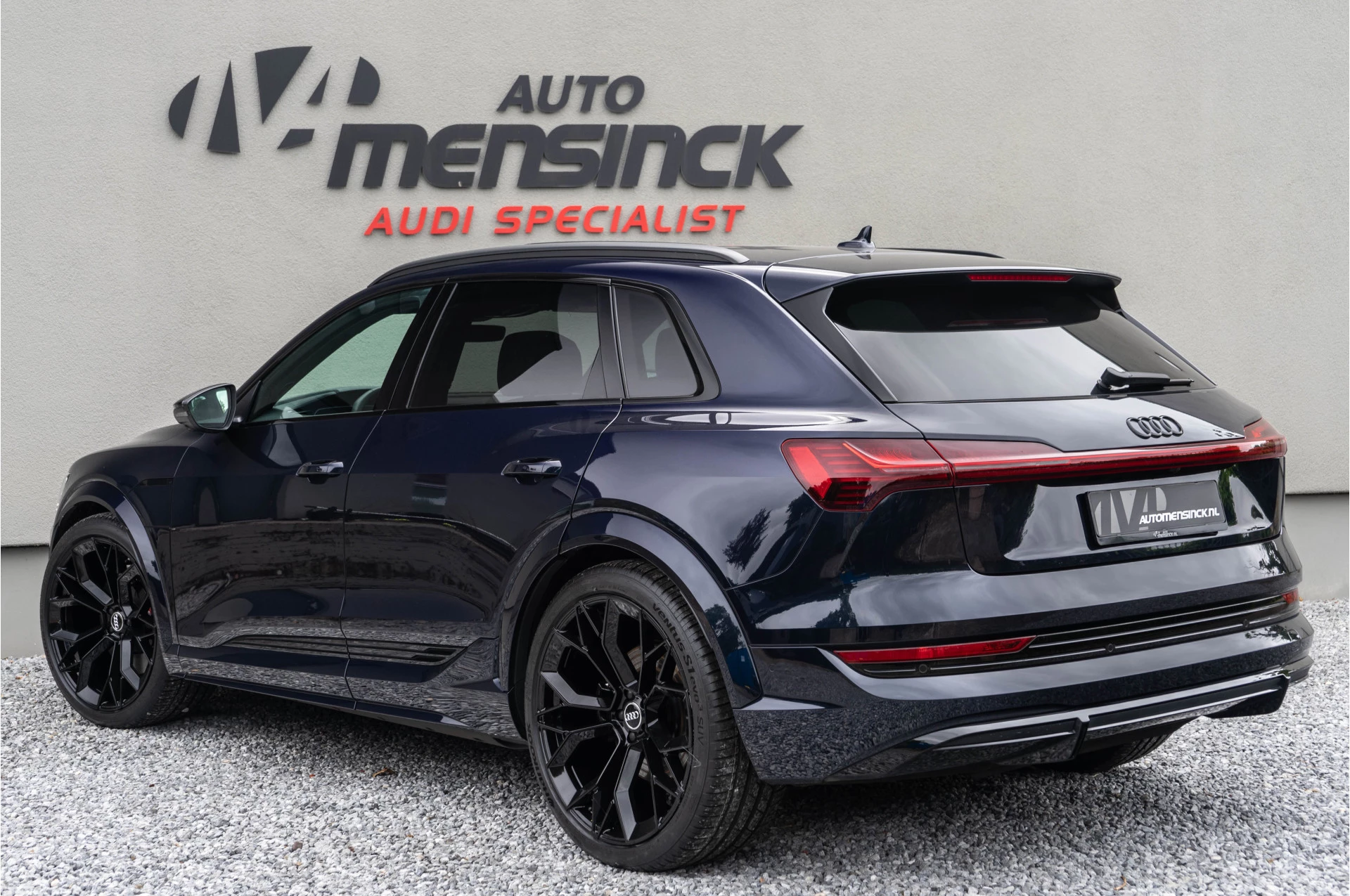 Hoofdafbeelding Audi e-tron
