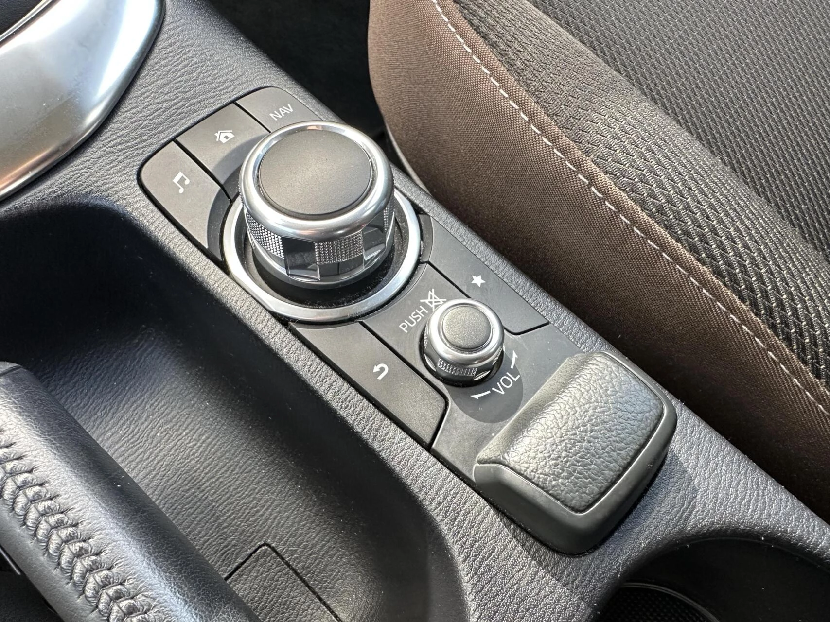 Hoofdafbeelding Mazda 2