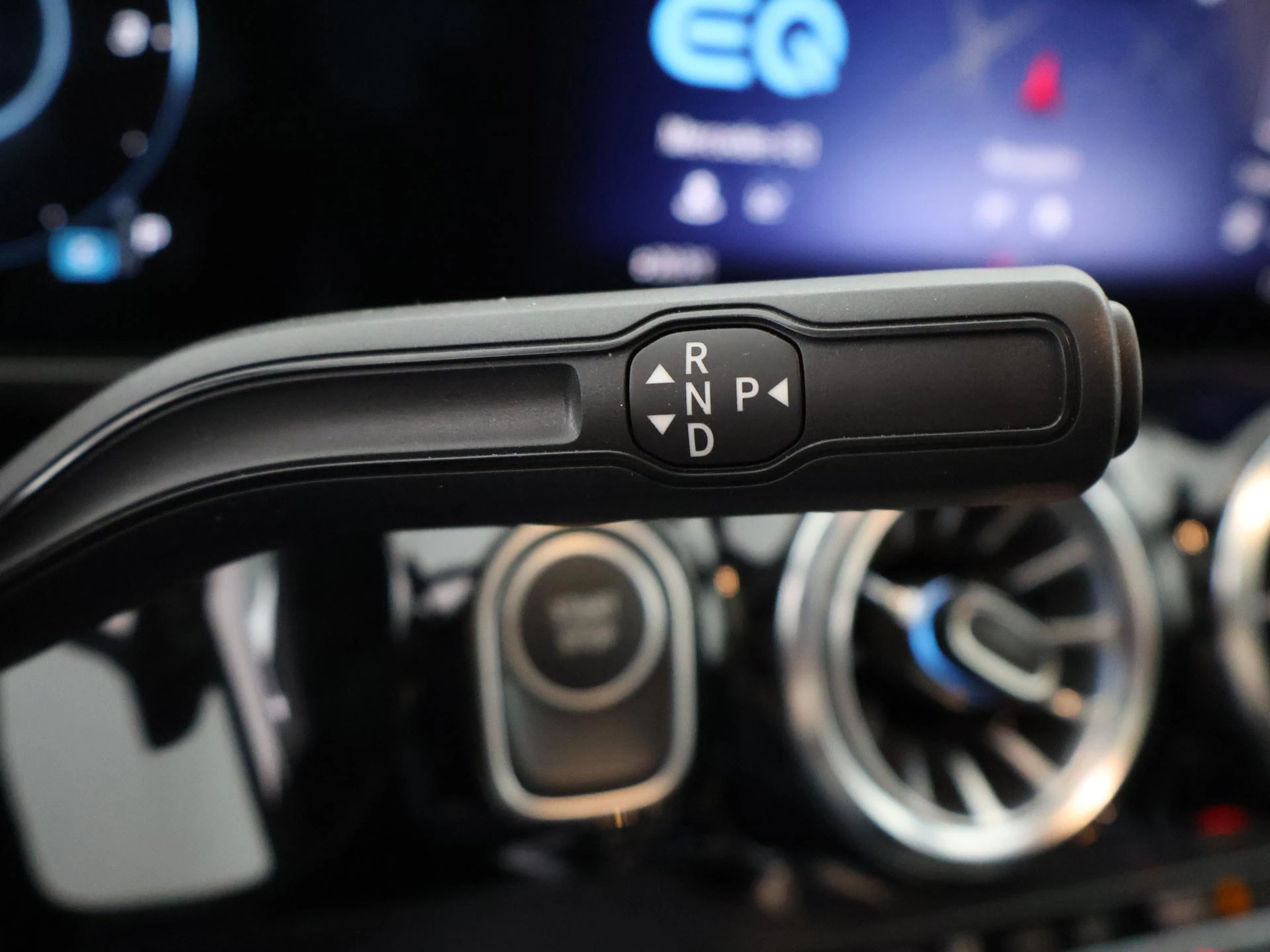 Hoofdafbeelding Mercedes-Benz EQA