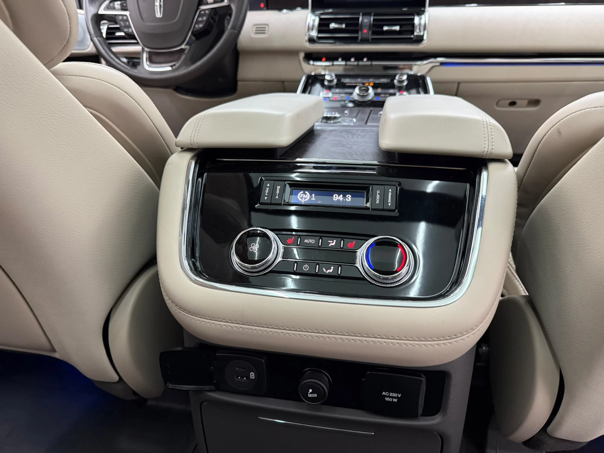Hoofdafbeelding Lincoln Navigator