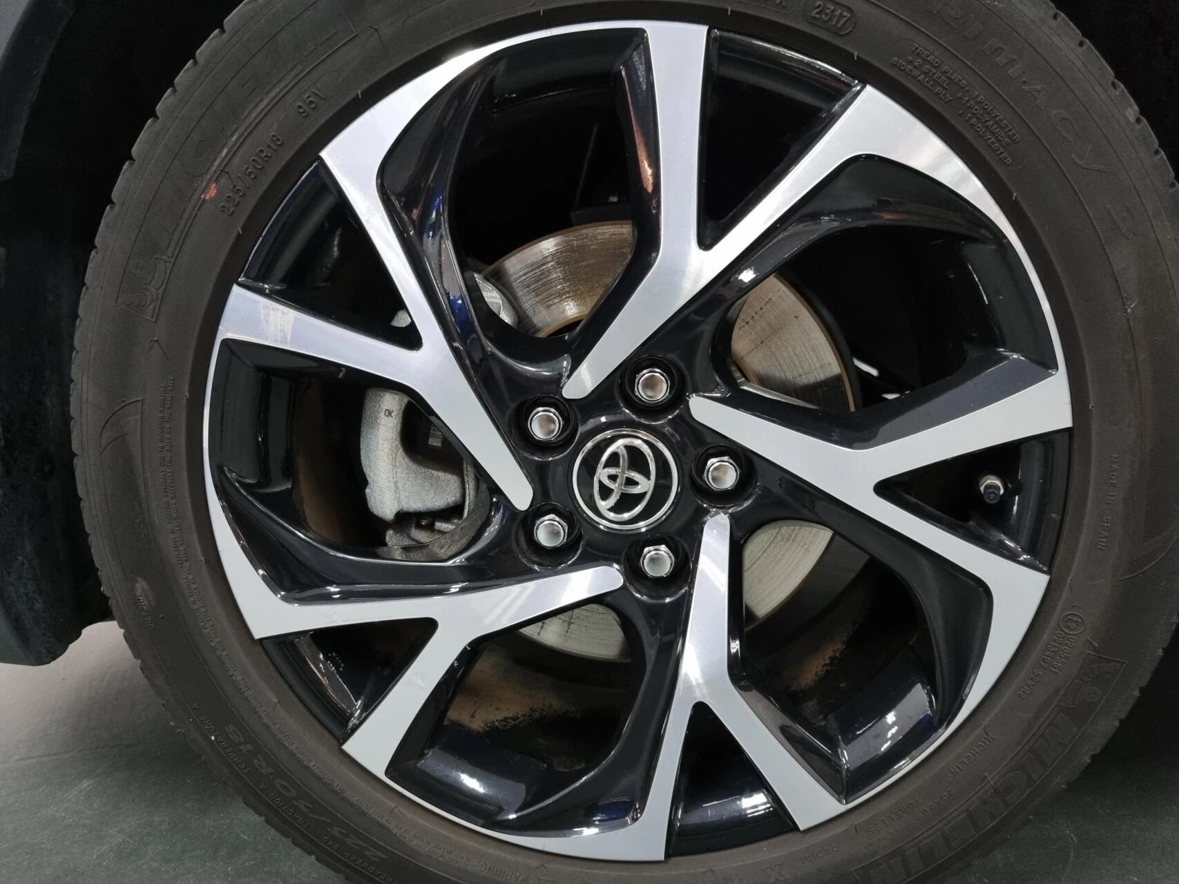 Hoofdafbeelding Toyota C-HR
