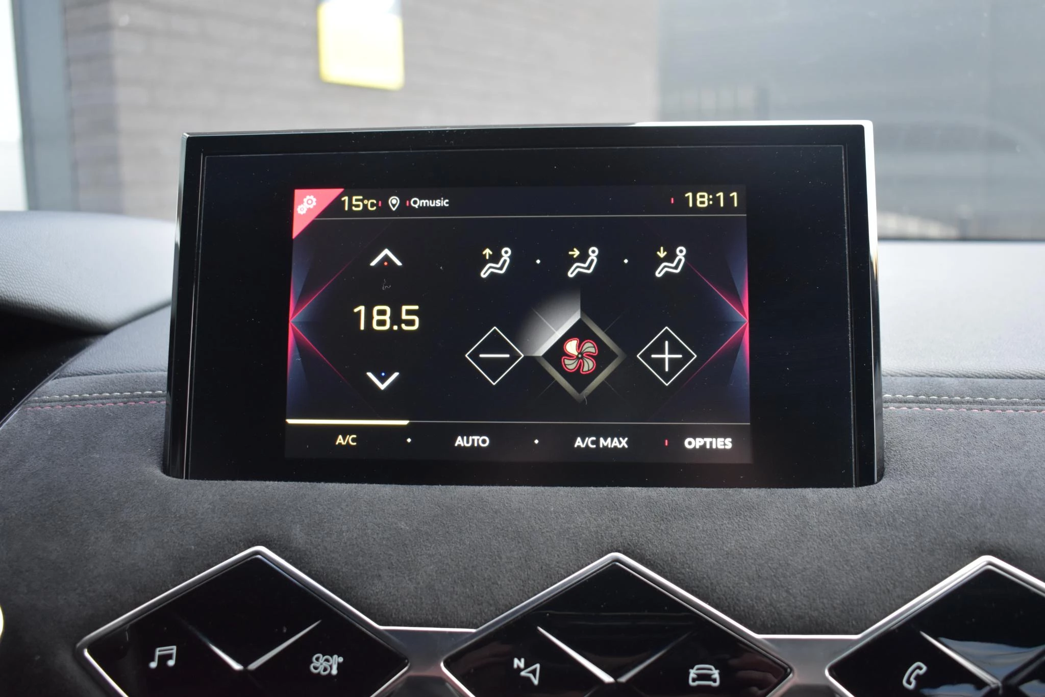 Hoofdafbeelding DS DS 3