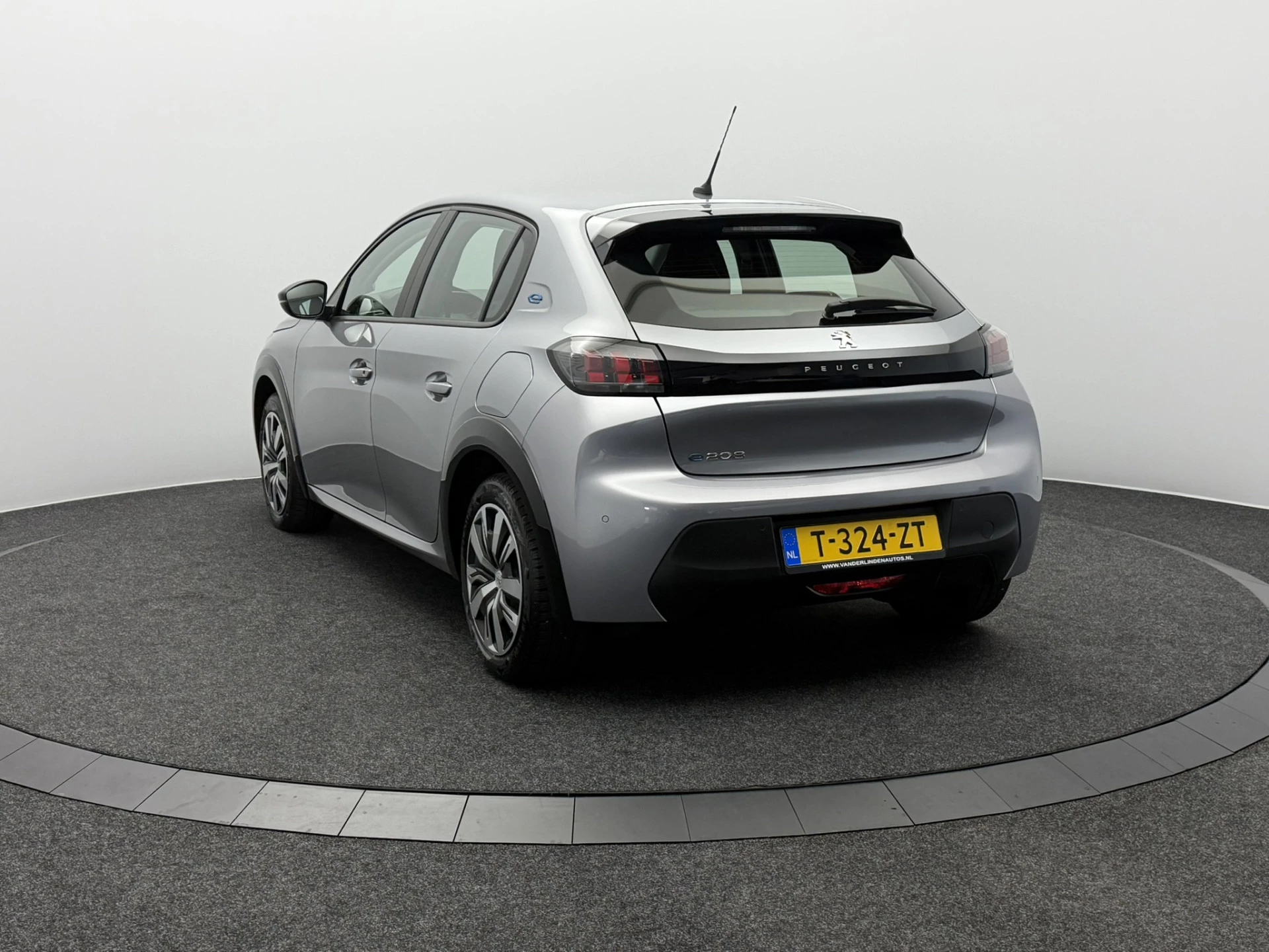 Hoofdafbeelding Peugeot e-208