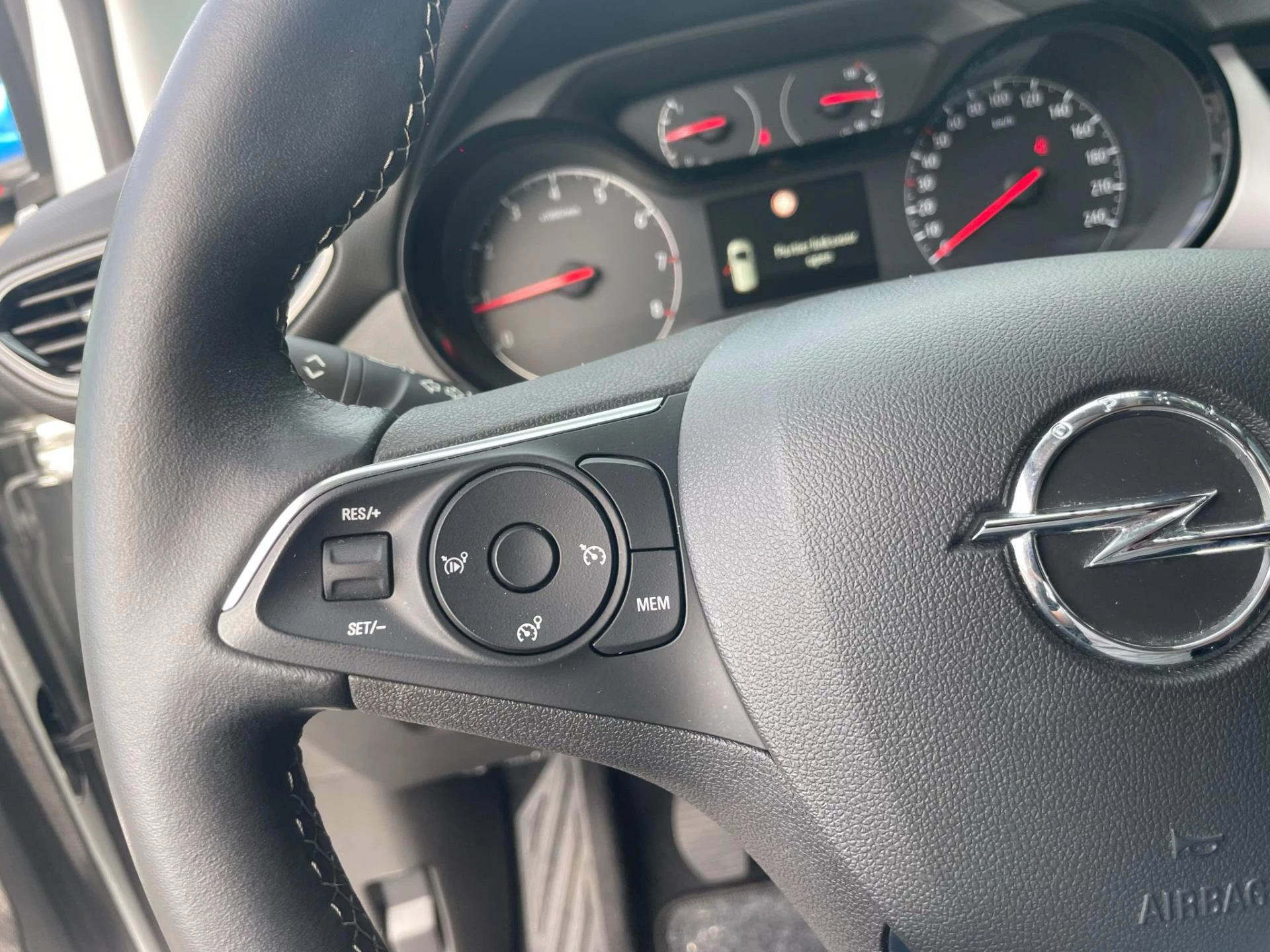 Hoofdafbeelding Opel Crossland X