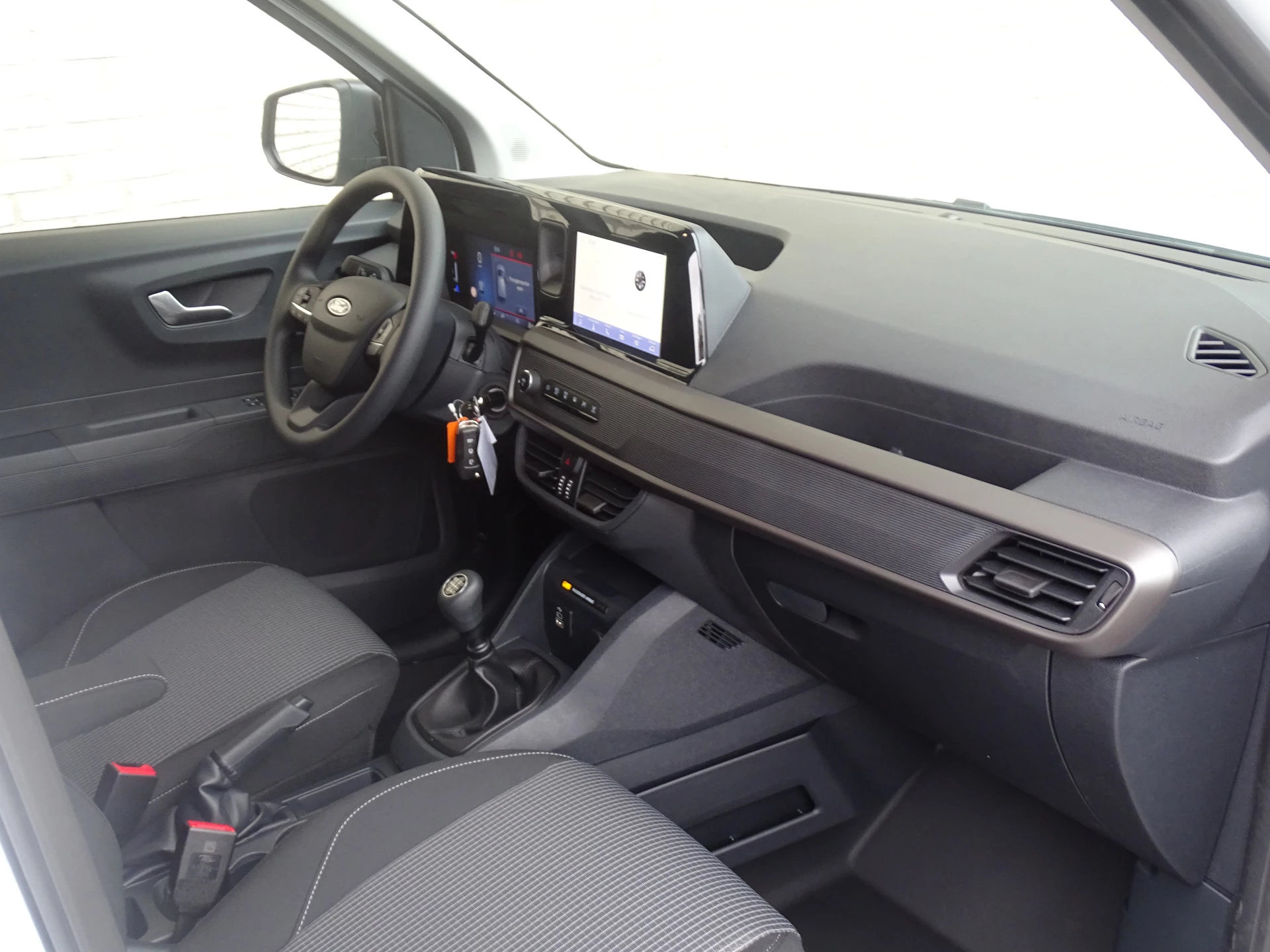 Hoofdafbeelding Ford Transit Courier