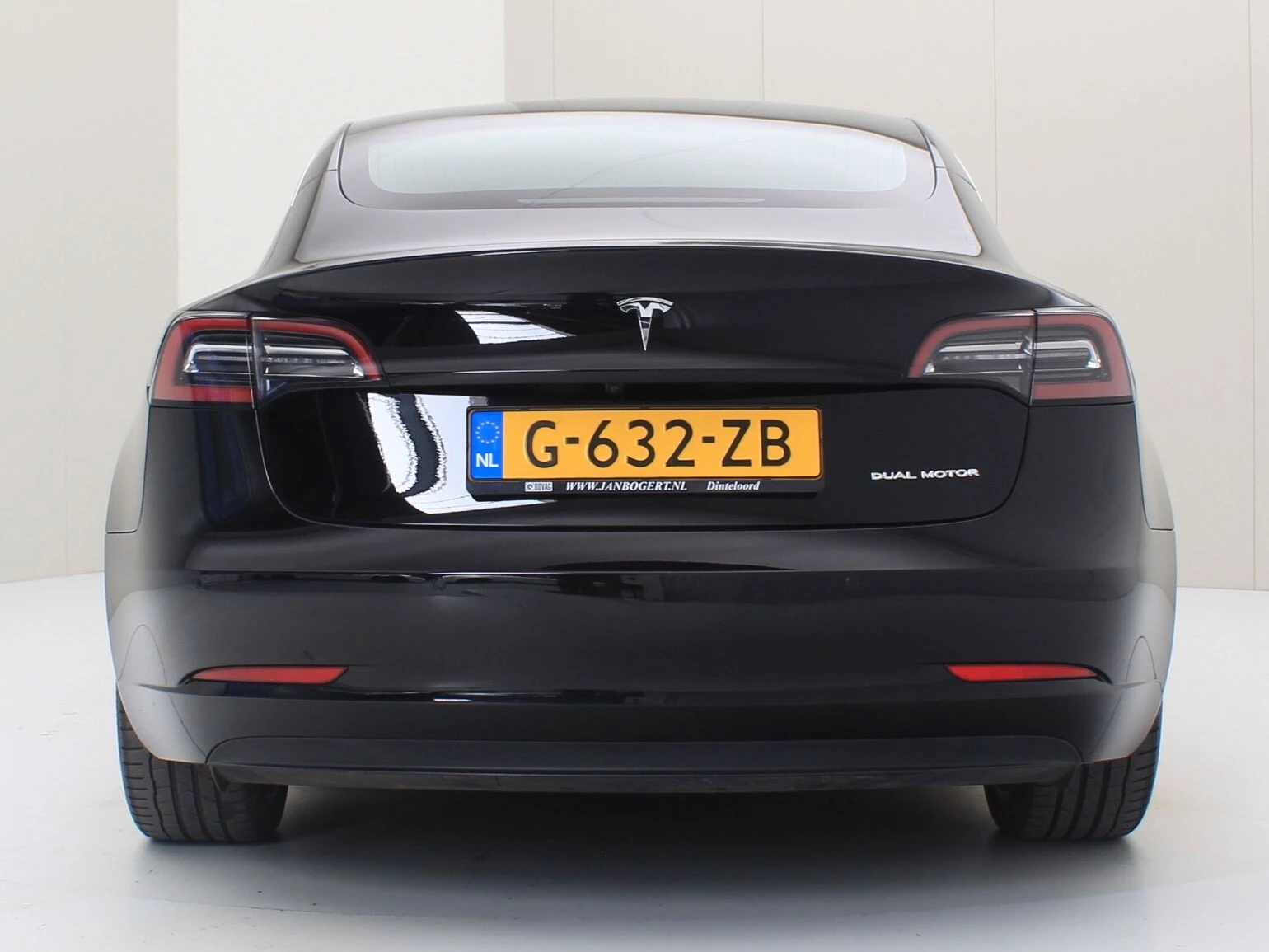 Hoofdafbeelding Tesla Model 3