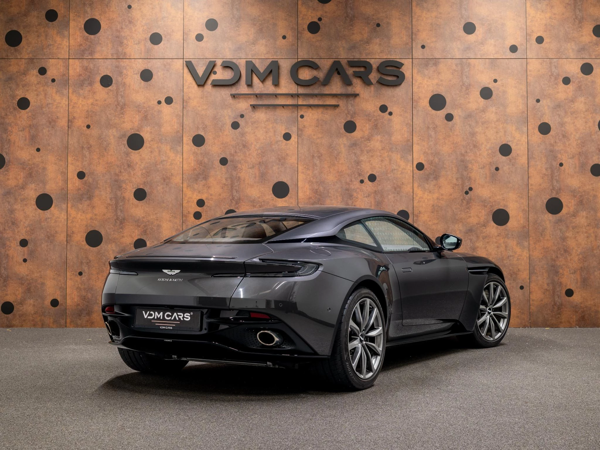 Hoofdafbeelding Aston Martin DB11