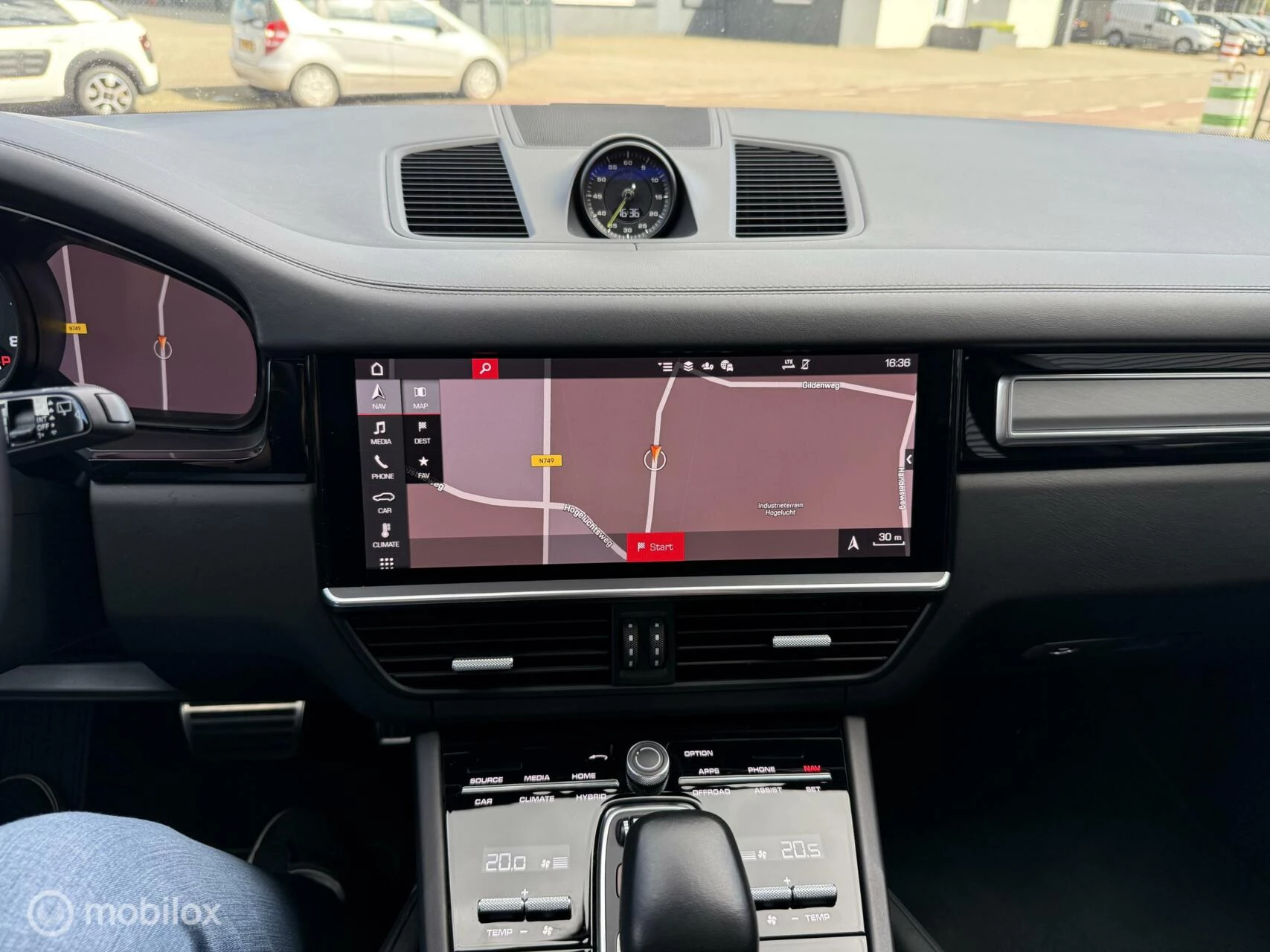 Hoofdafbeelding Porsche Cayenne
