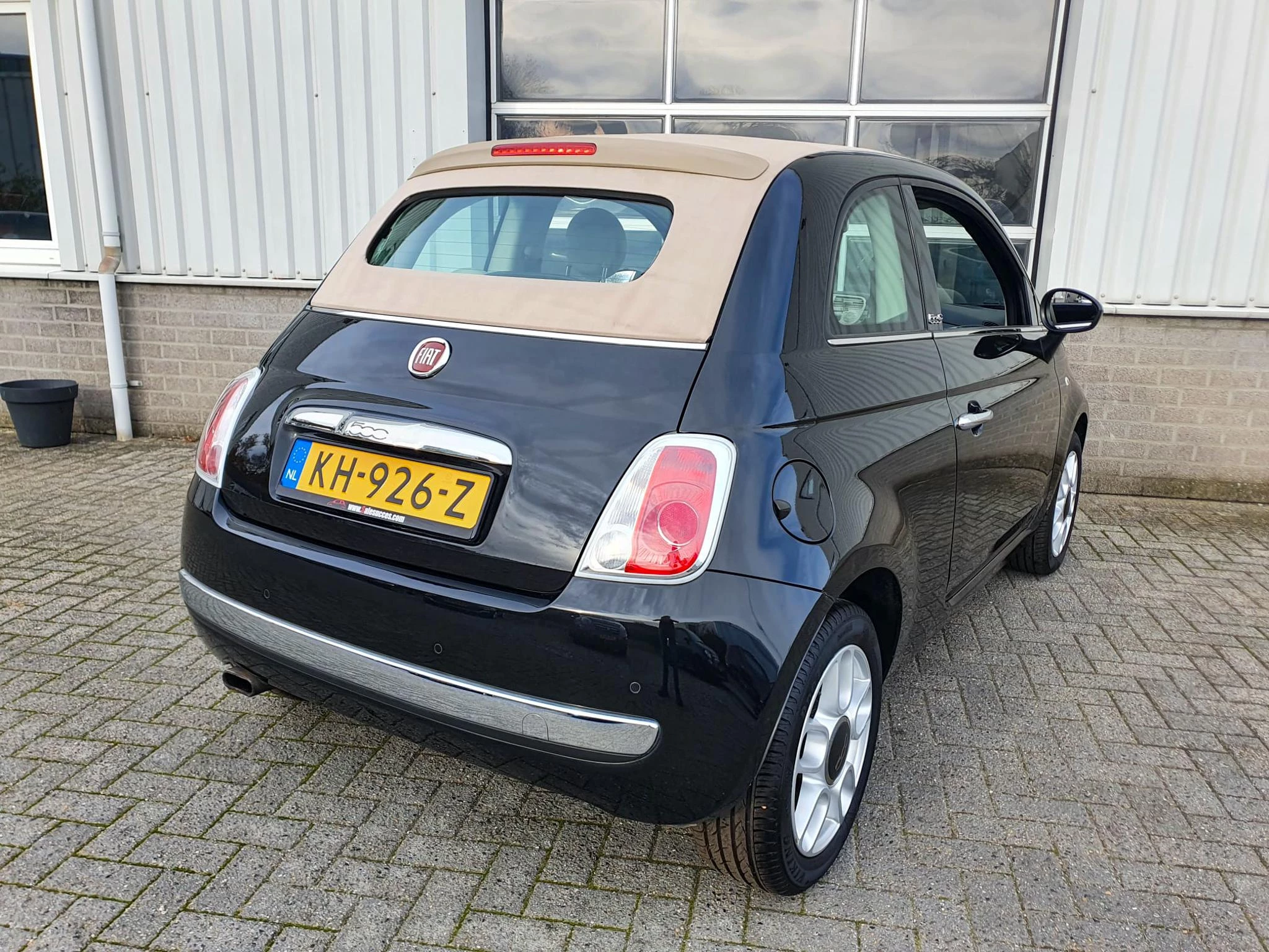 Hoofdafbeelding Fiat 500C