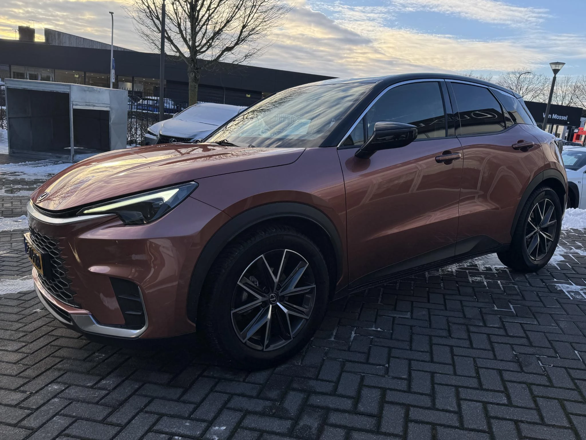 Hoofdafbeelding Lexus LBX