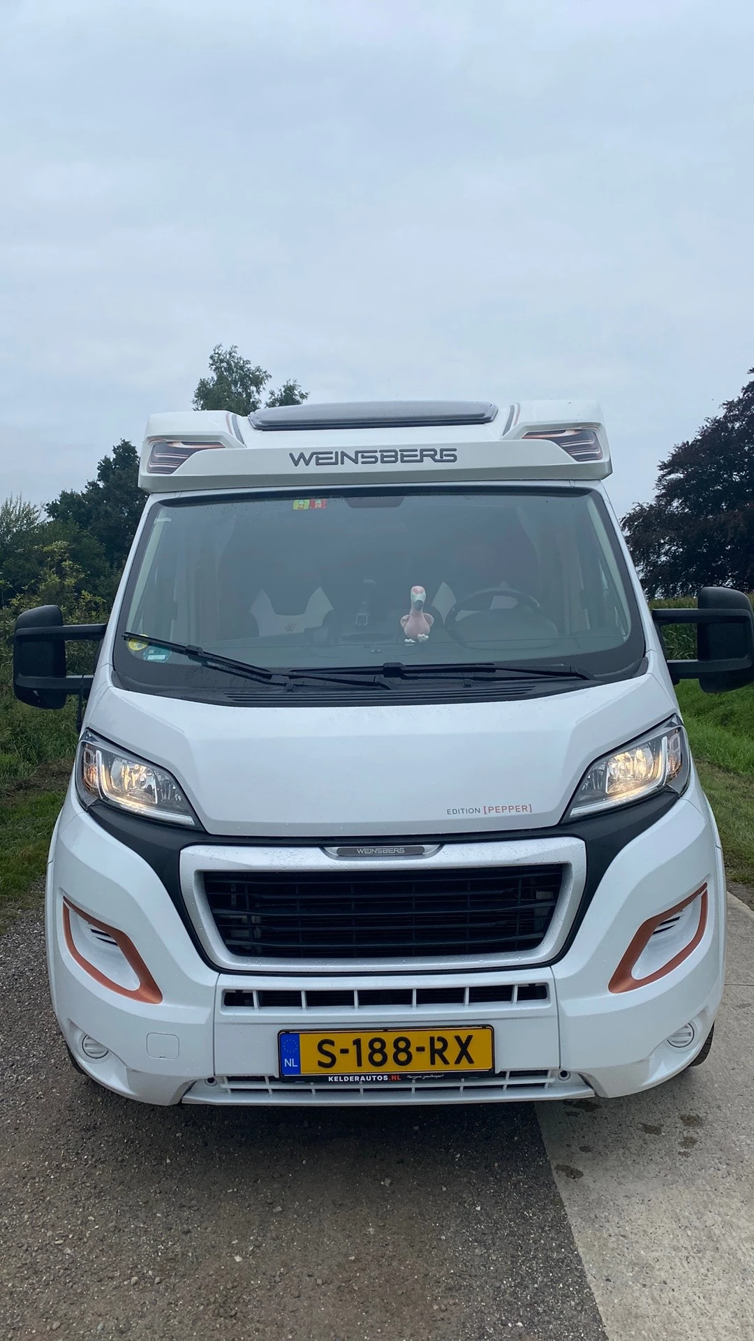 Hoofdafbeelding Weinsberg R57