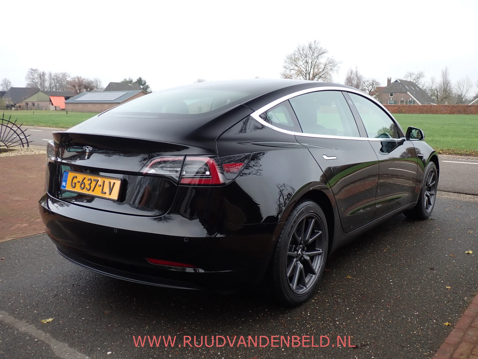 Hoofdafbeelding Tesla Model 3