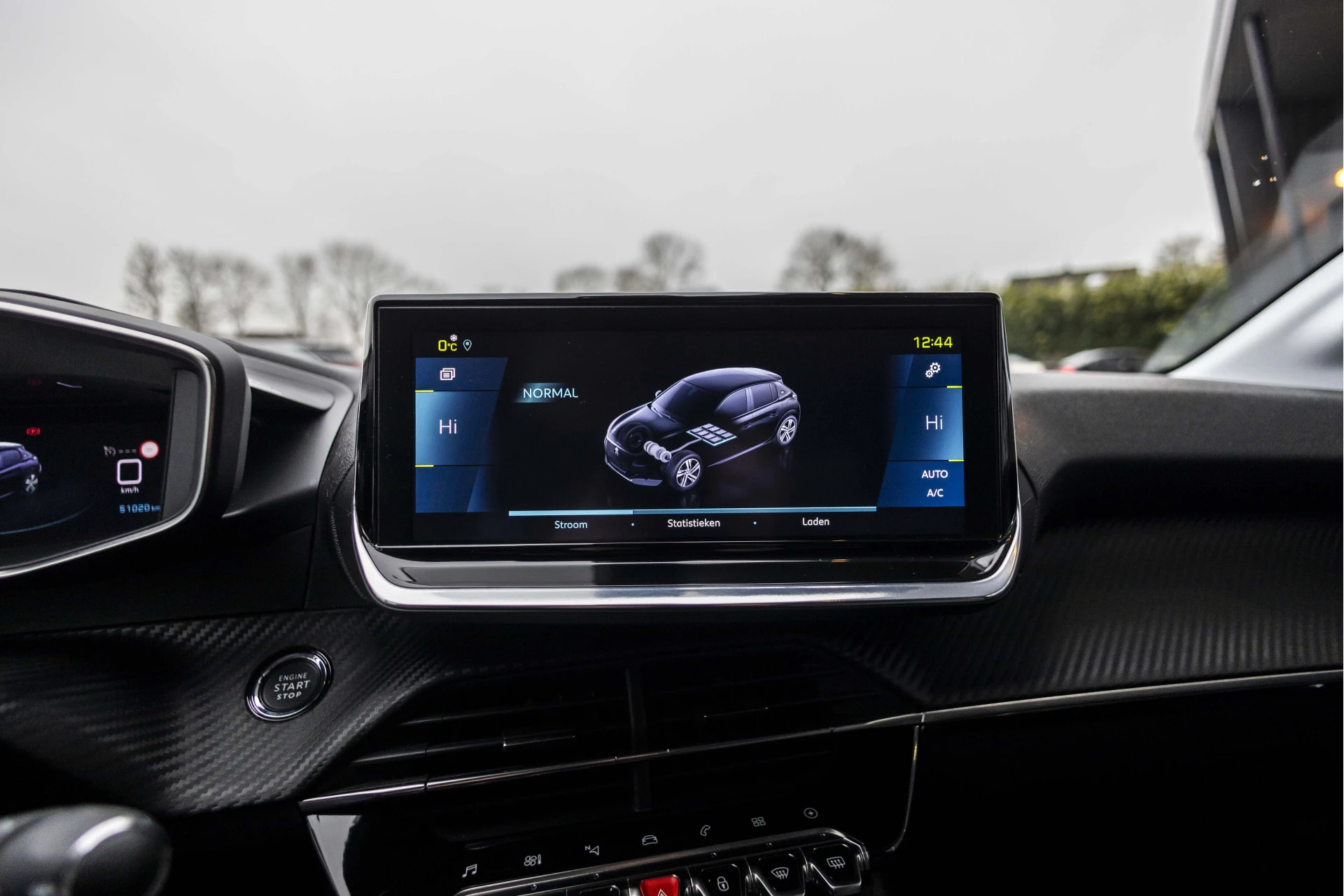 Hoofdafbeelding Peugeot e-208