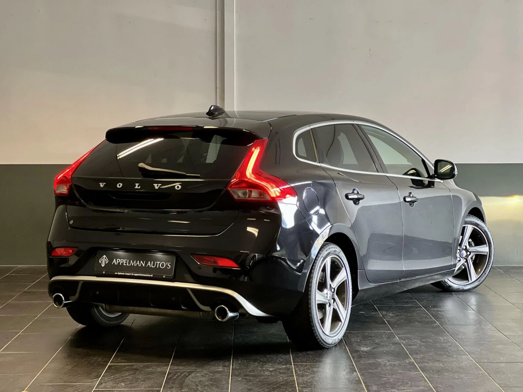 Hoofdafbeelding Volvo V40