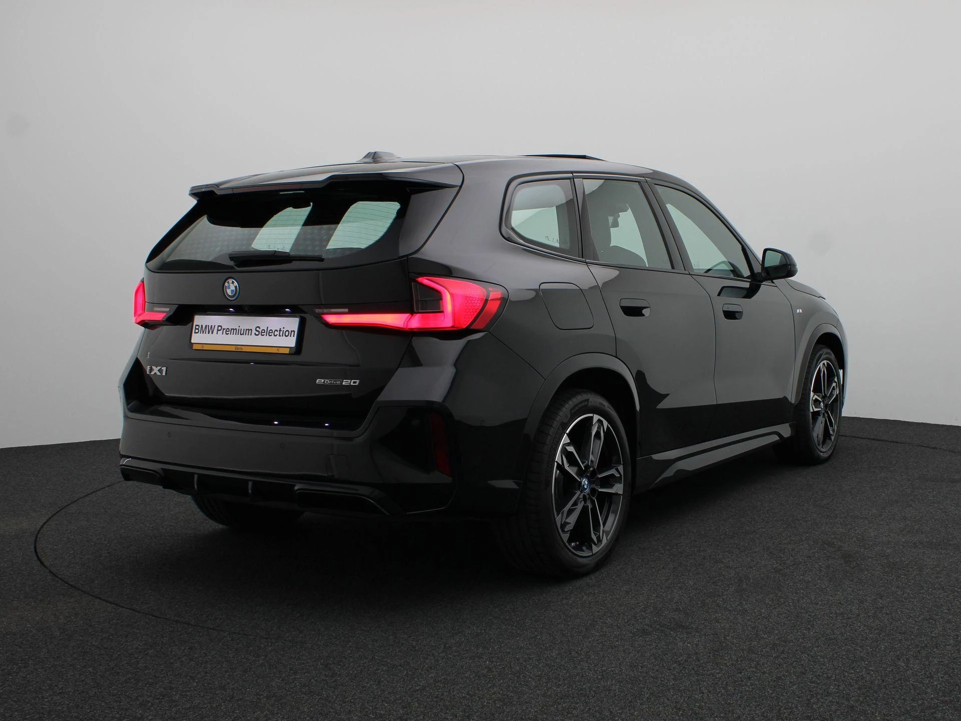 Hoofdafbeelding BMW iX1