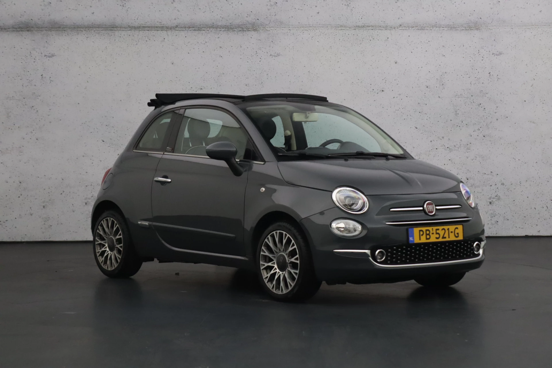 Hoofdafbeelding Fiat 500C