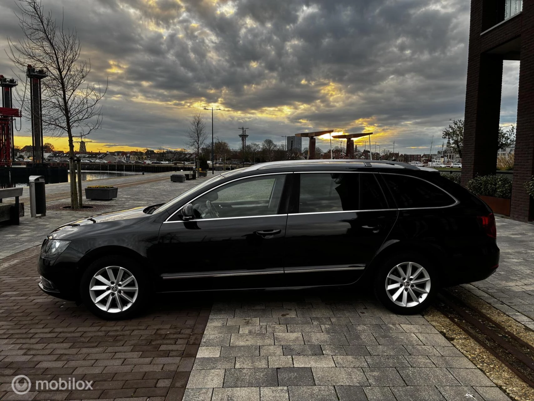 Hoofdafbeelding Škoda Superb