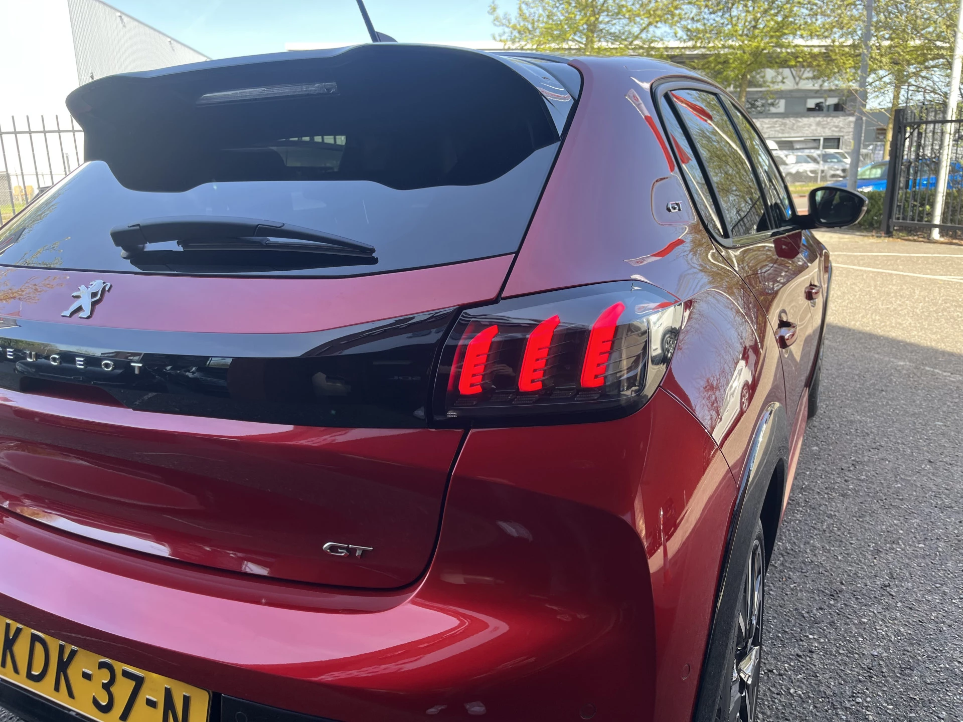 Hoofdafbeelding Peugeot 208