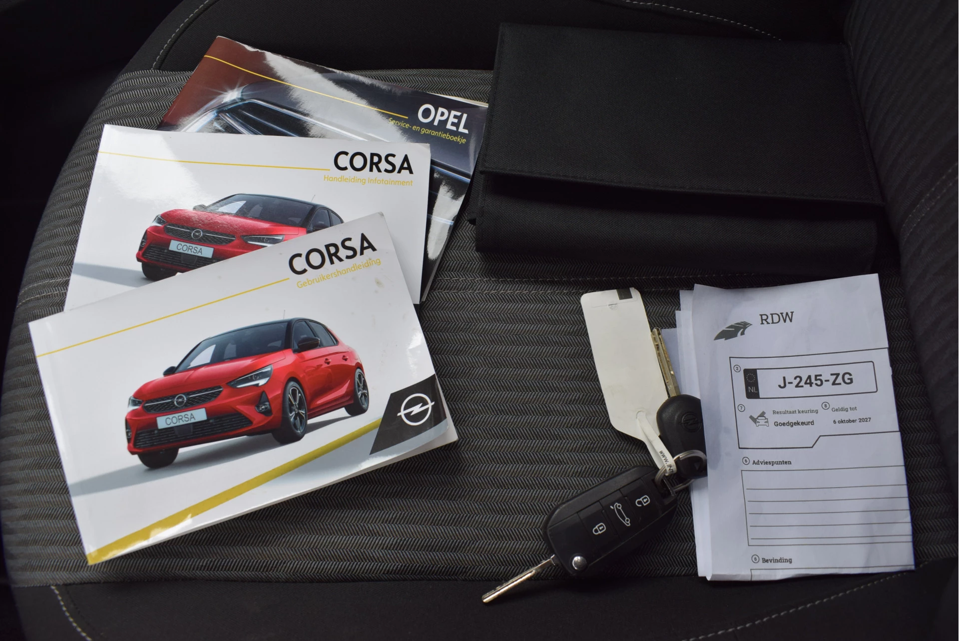 Hoofdafbeelding Opel Corsa