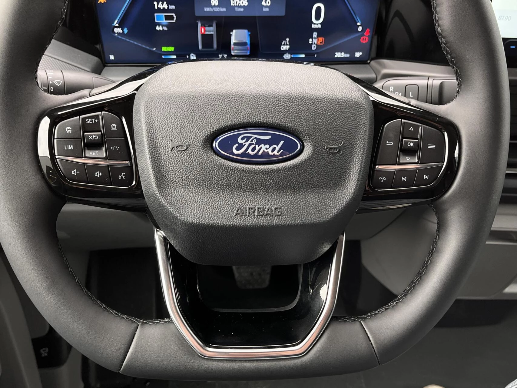 Hoofdafbeelding Ford E-Transit Custom