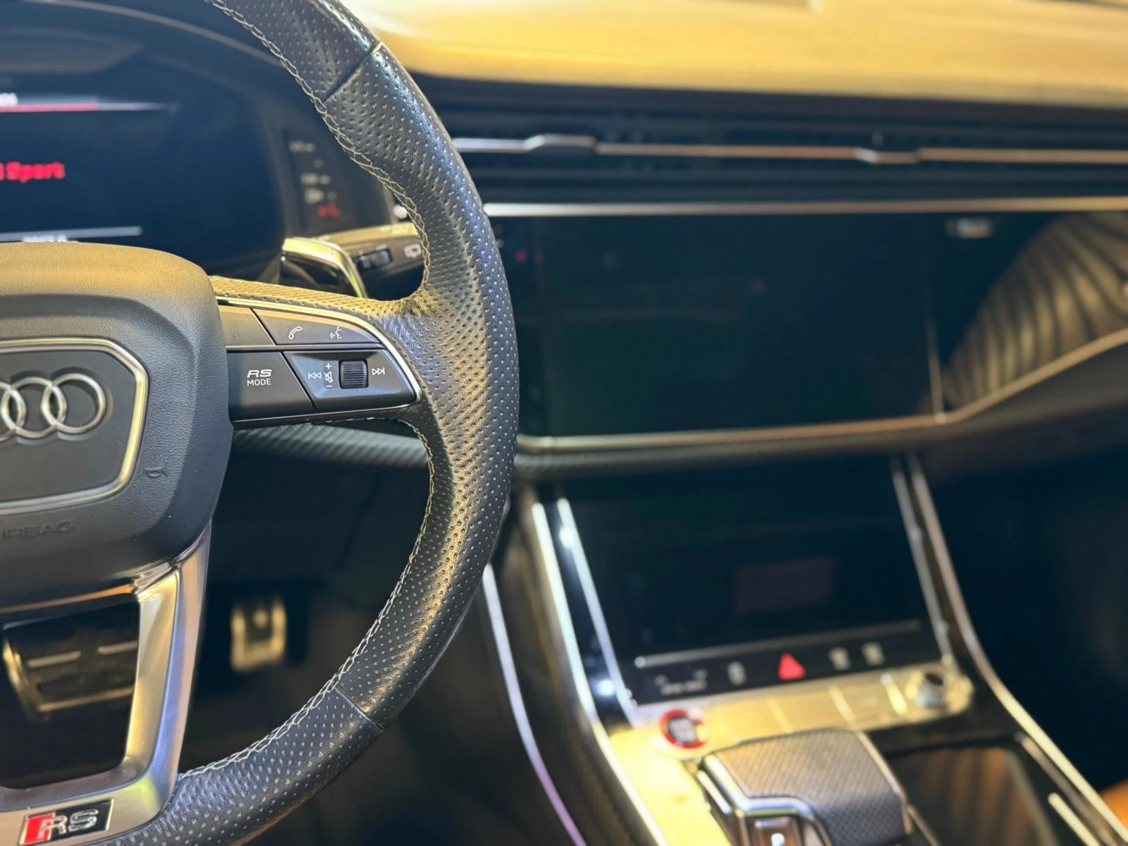 Hoofdafbeelding Audi Q8