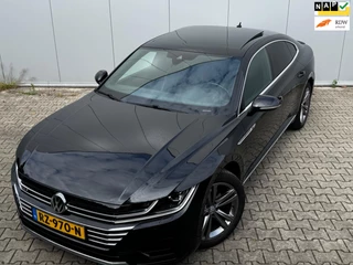 Hoofdafbeelding Volkswagen Arteon Volkswagen Arteon 1.5TSI R-LINE PANORAMADAK VIRTUAL NAP ORIGINEEL NEDERLANDS CARPLAY ADAPTIVE CRUISE
