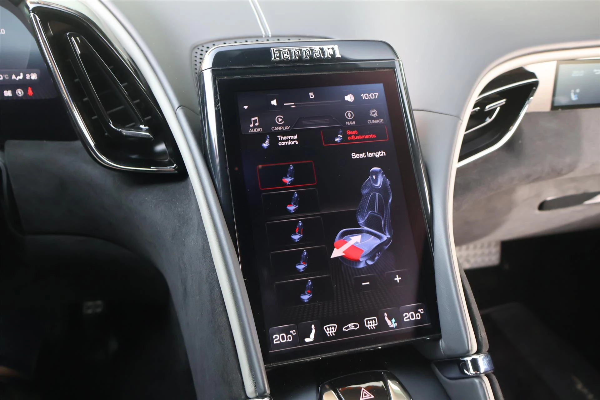 Hoofdafbeelding Ferrari Roma