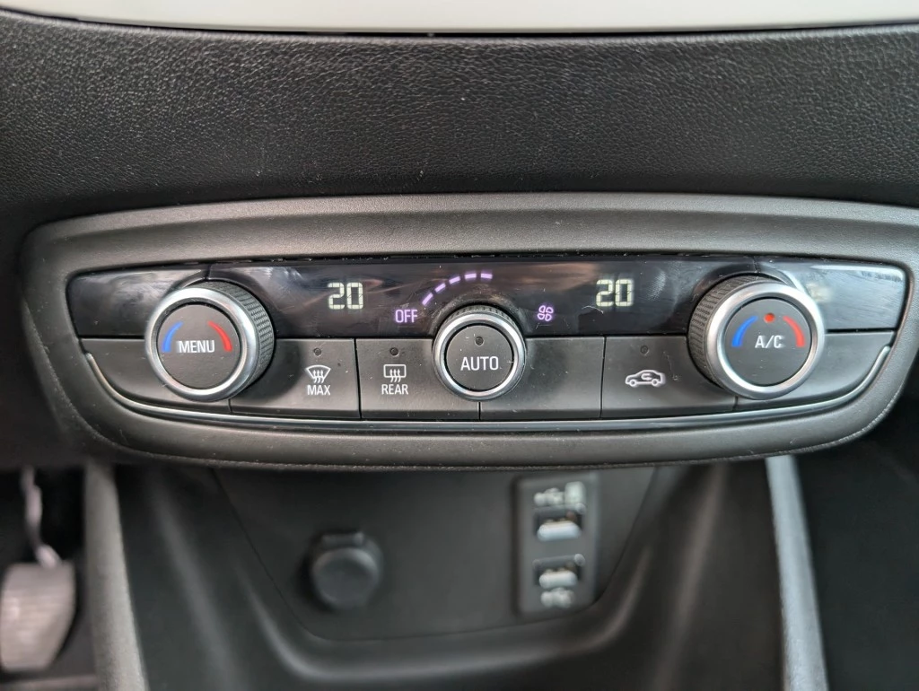 Hoofdafbeelding Opel Crossland X