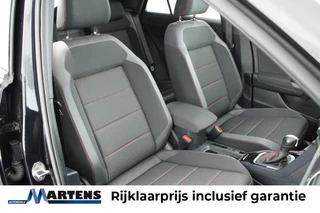 Volkswagen T-Roc 1.5 TSI 150pk DSG R-Line Sport Trekhaak Led Virtual Cockpit Navigatie Panoramadak