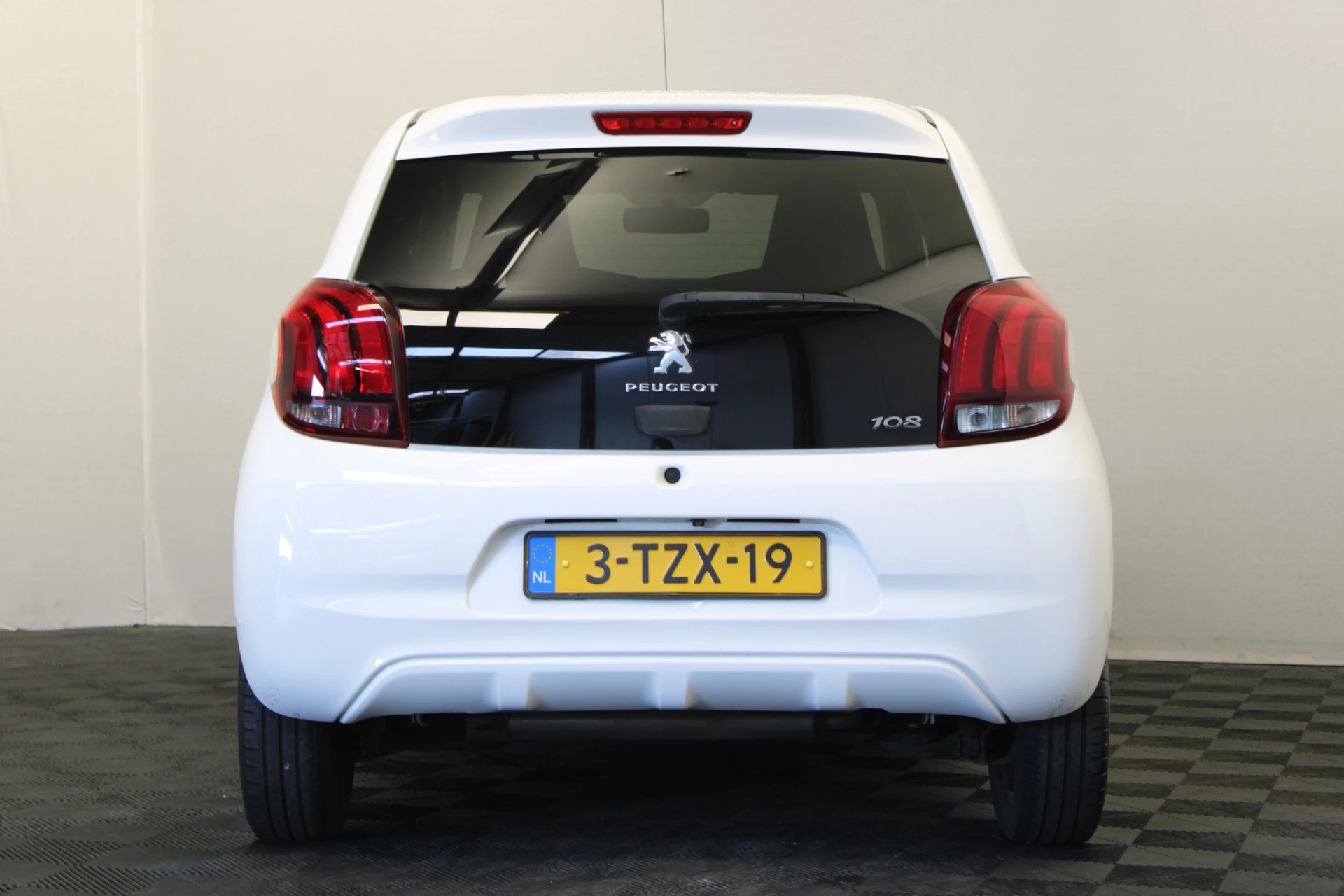Hoofdafbeelding Peugeot 108