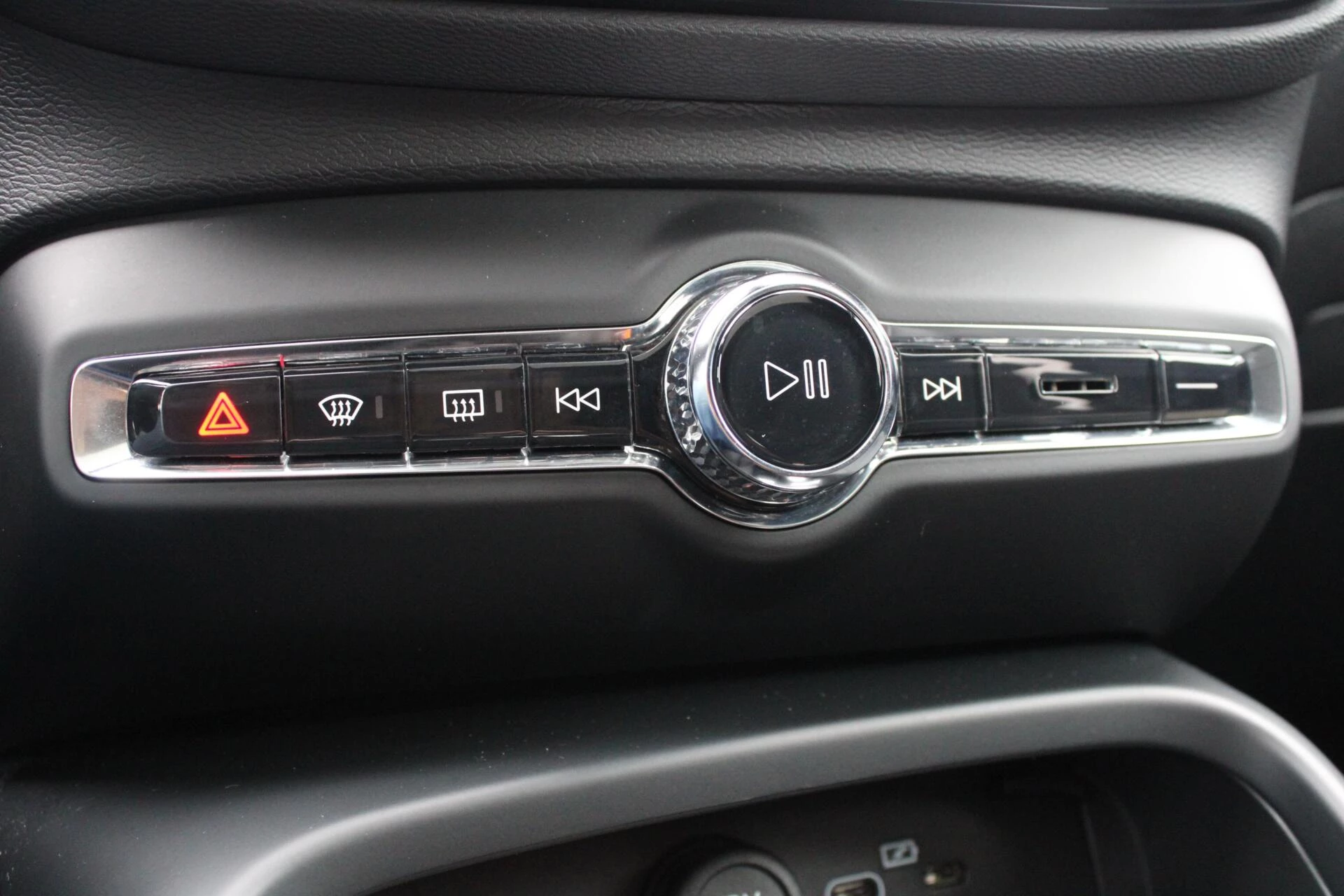 Hoofdafbeelding Volvo C40