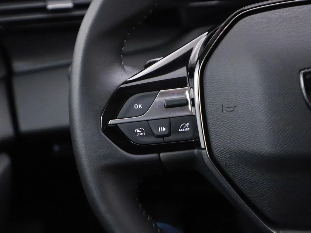 Hoofdafbeelding Peugeot 408