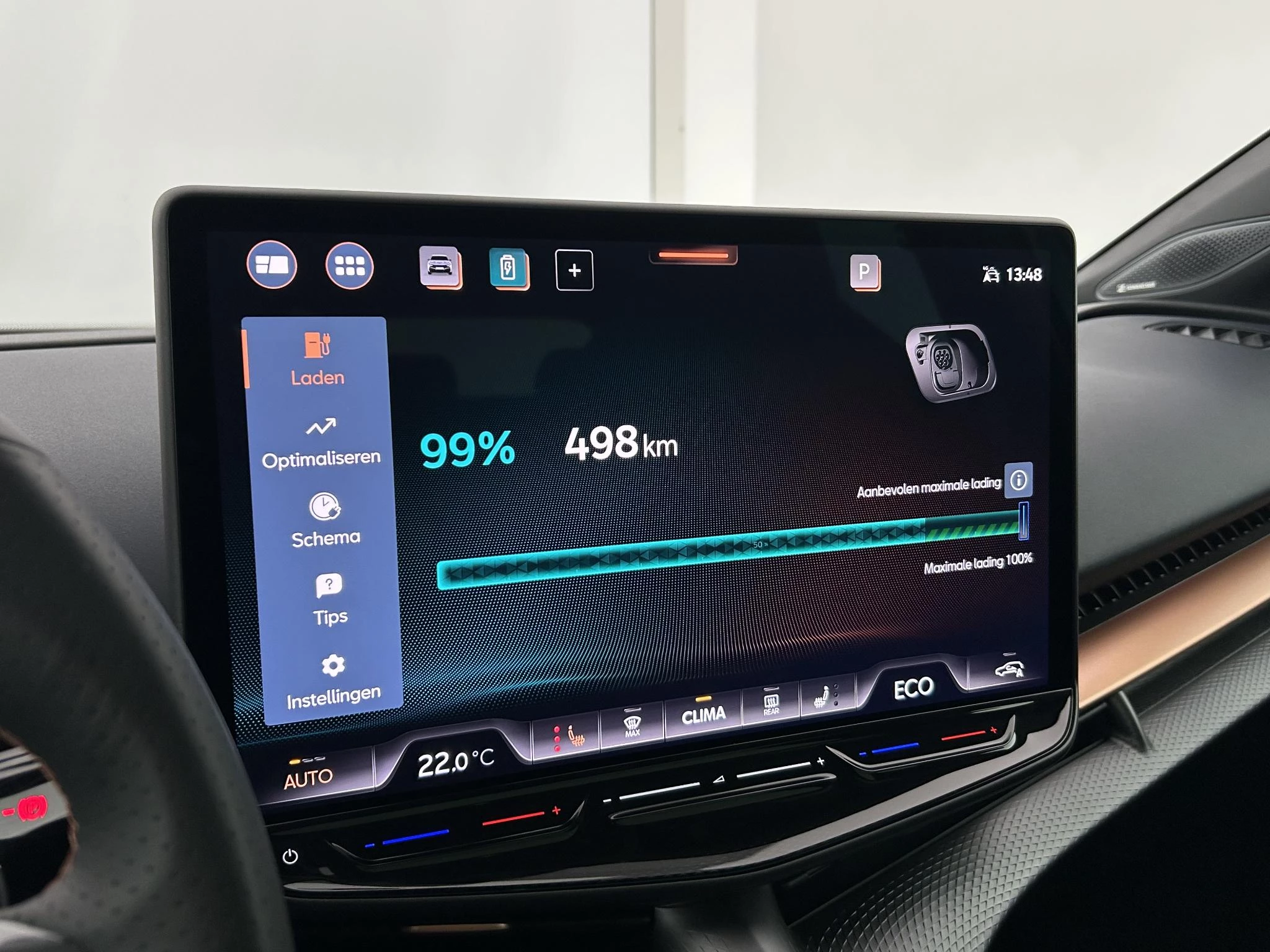 Hoofdafbeelding CUPRA Tavascan