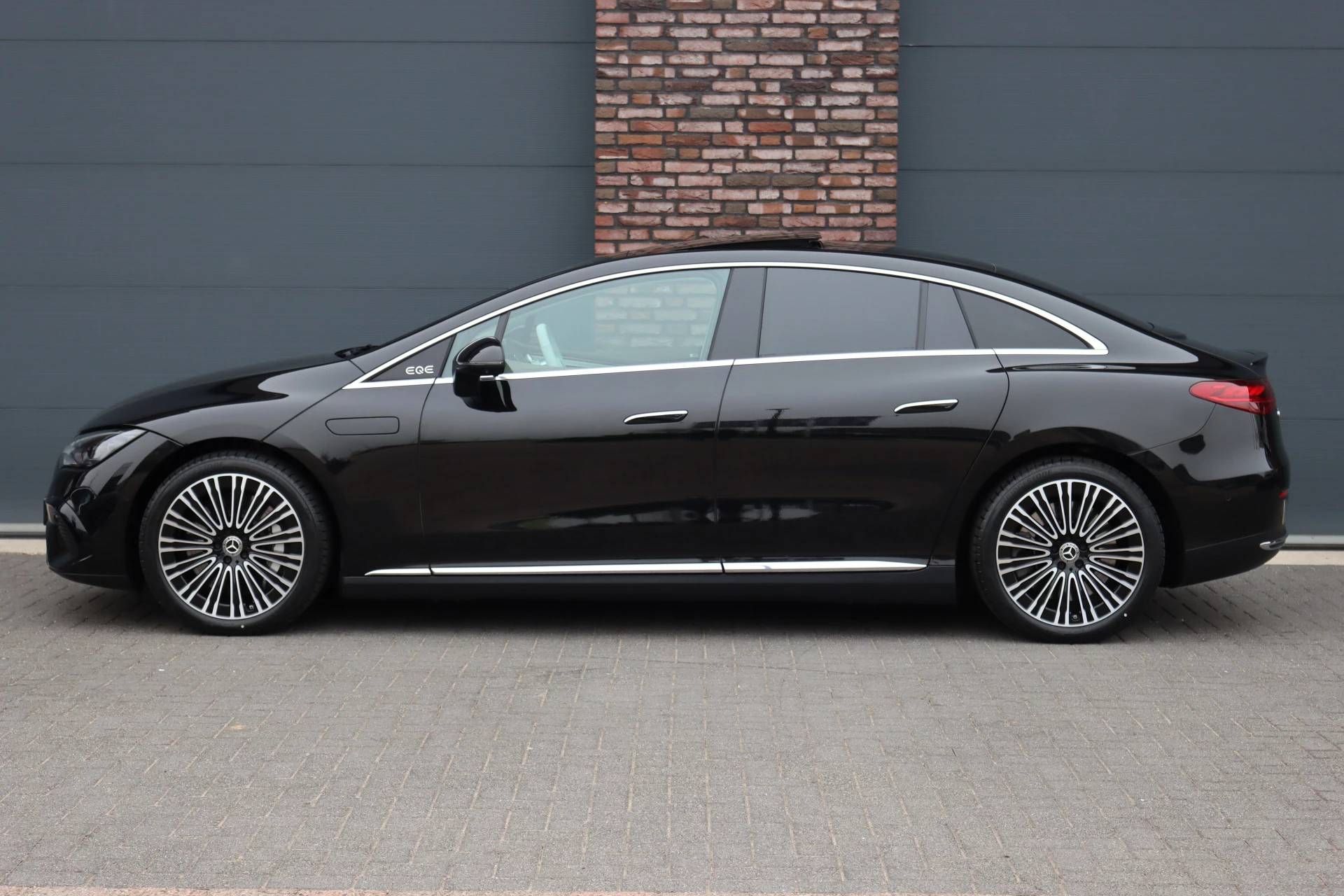 Hoofdafbeelding Mercedes-Benz EQE