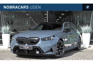 BMW 5 Serie Touring M5 / M Drive Professional / Trekhaak / Bowers & Wilkins / M Multifunctionele Stoelen / M Compound remsysteem / Adaptieve LED