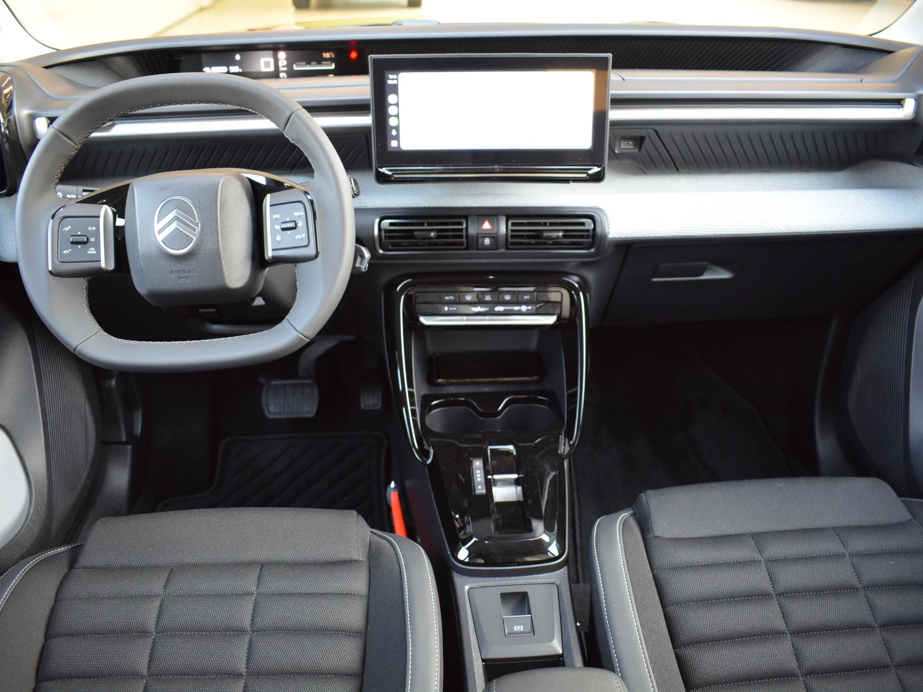 Hoofdafbeelding Citroën ë-C3 Aircross