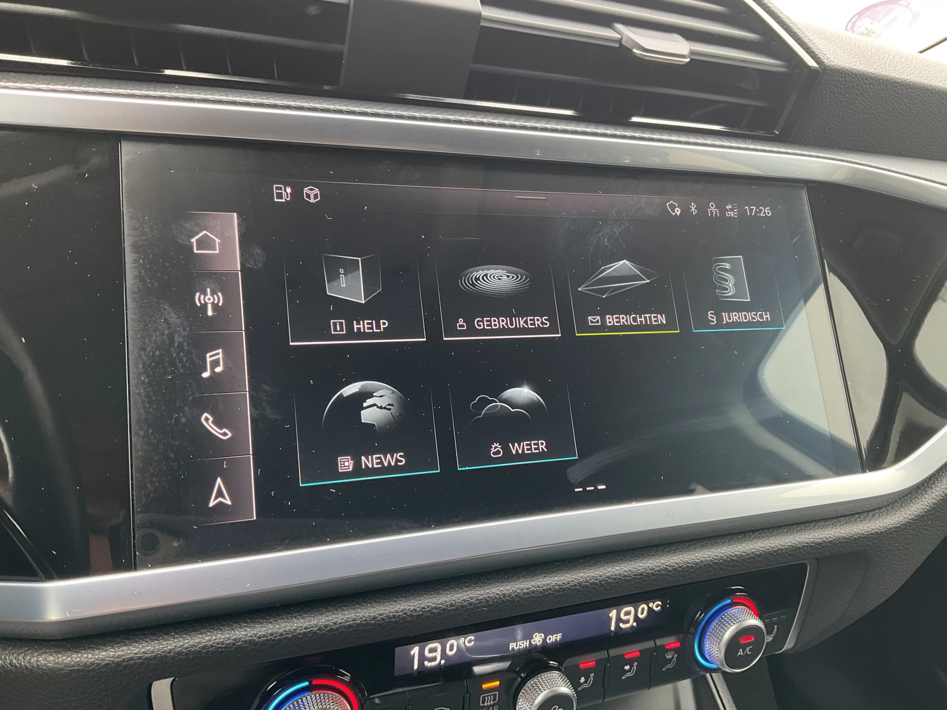 Hoofdafbeelding Audi Q3