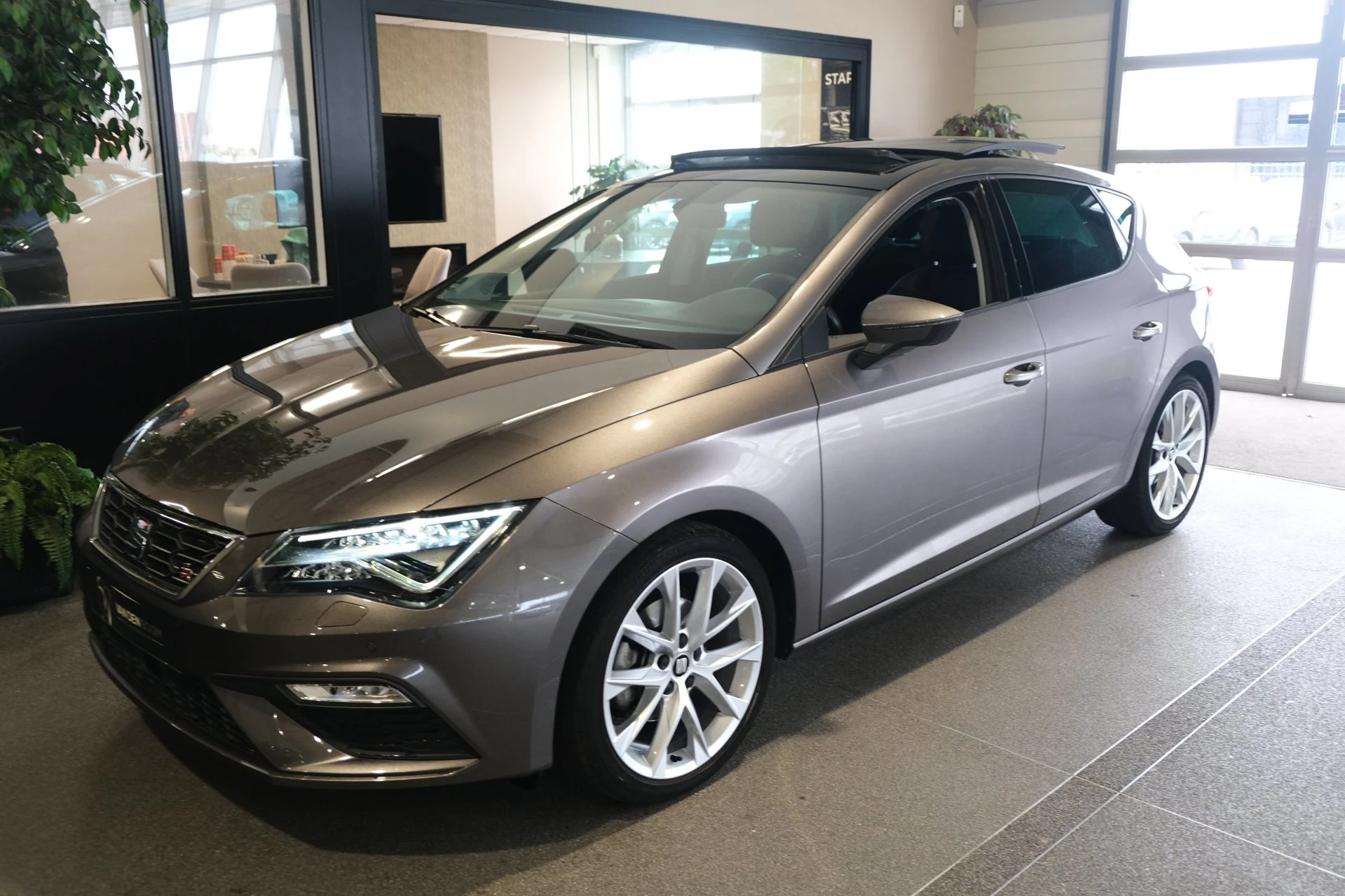 Hoofdafbeelding SEAT Leon
