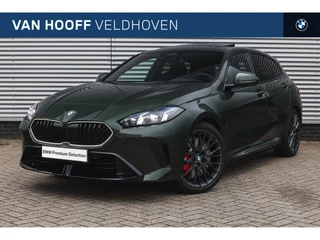 BMW 1 Serie 120 High Executive M Sport Automaat / Panoramadak / Sportstoelen / M Adaptief onderstel / Comfort Access / Adaptieve LED / Parking Assistant Plus / Head-Up / Harman-Kardon