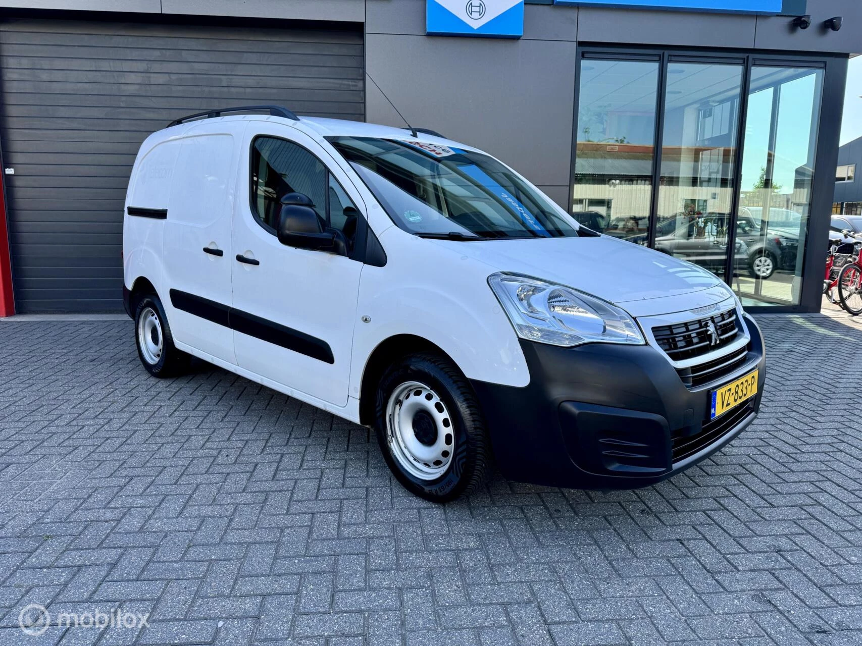 Hoofdafbeelding Peugeot Partner