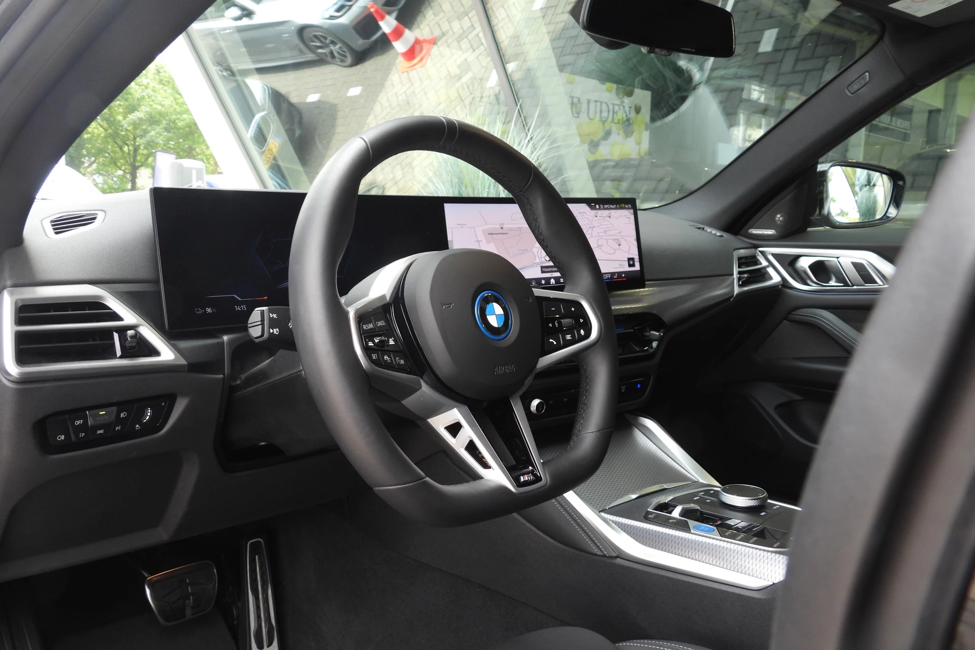 Hoofdafbeelding BMW i4