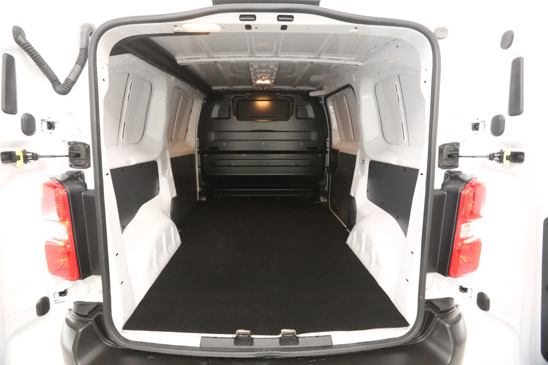 Hoofdafbeelding Opel Vivaro-e