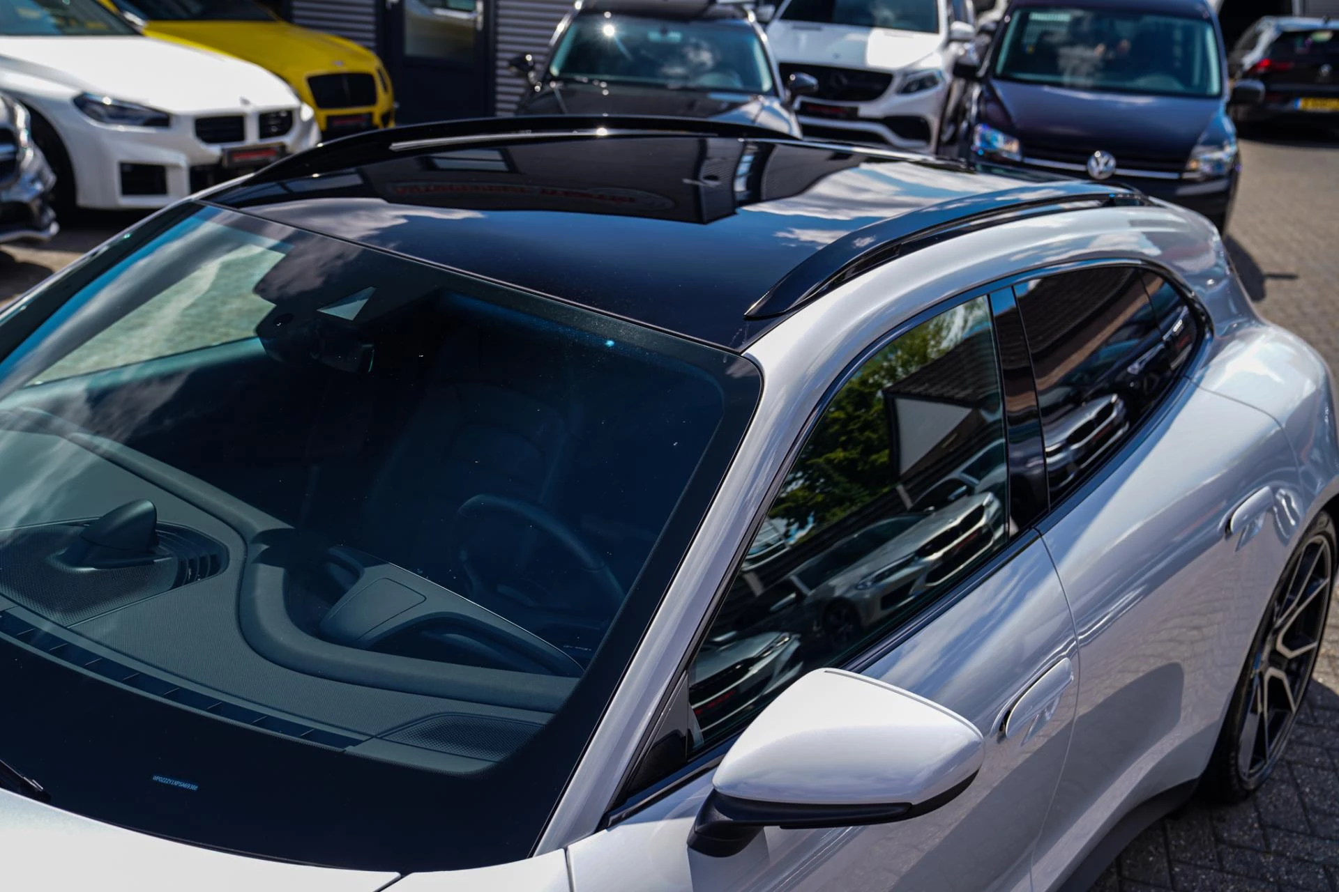 Hoofdafbeelding Porsche Taycan