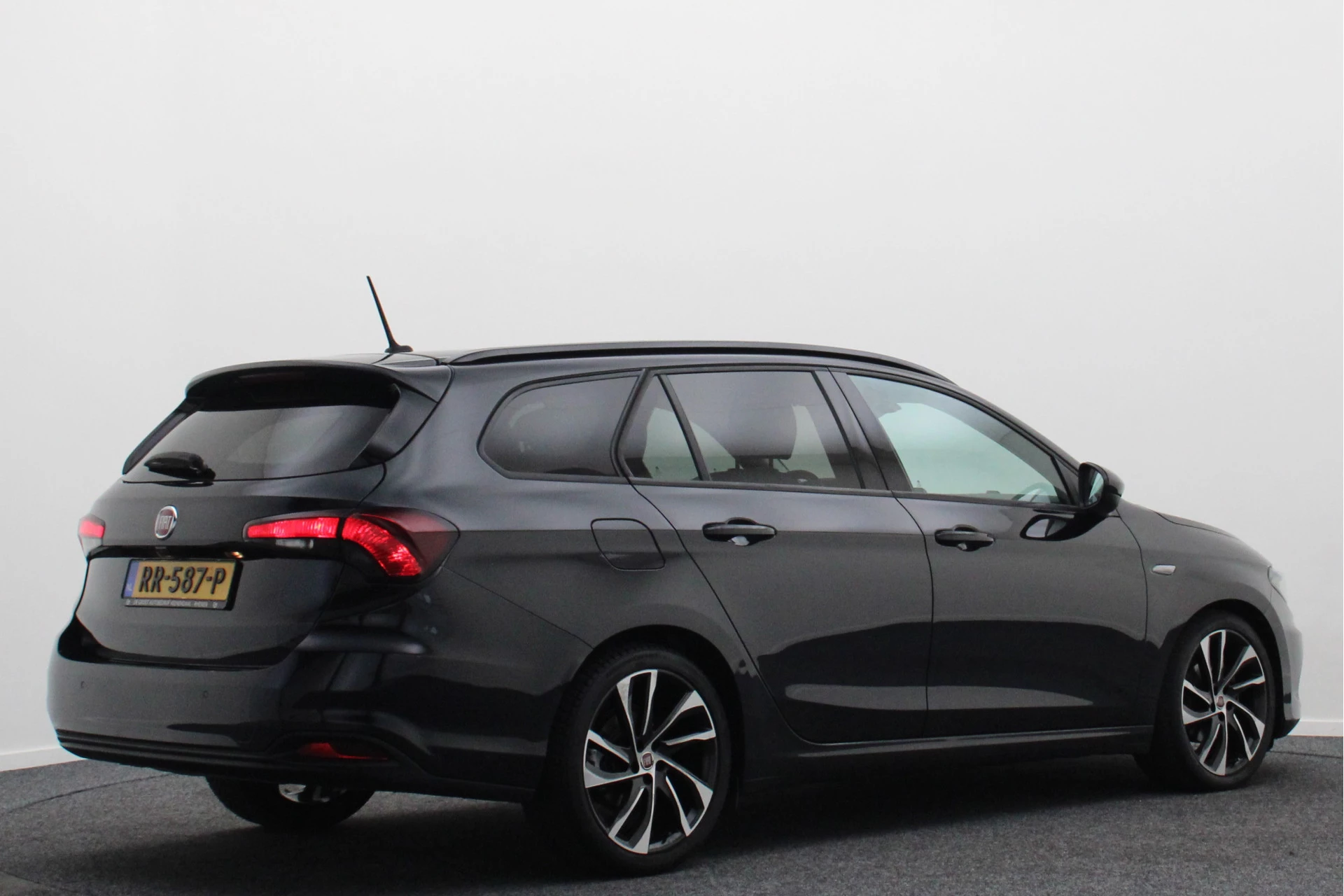 Hoofdafbeelding Fiat Tipo