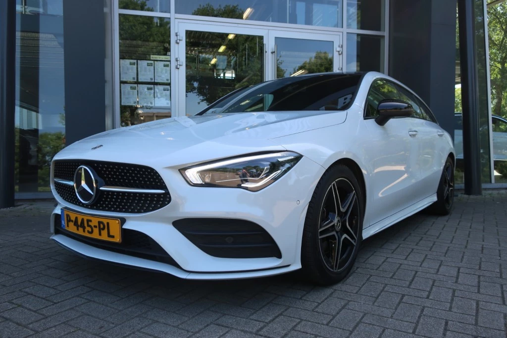 Hoofdafbeelding Mercedes-Benz CLA