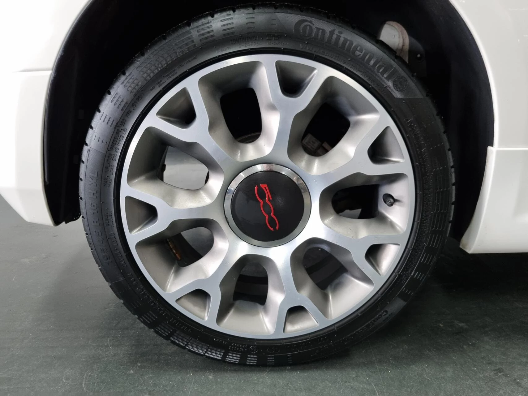 Hoofdafbeelding Fiat 500