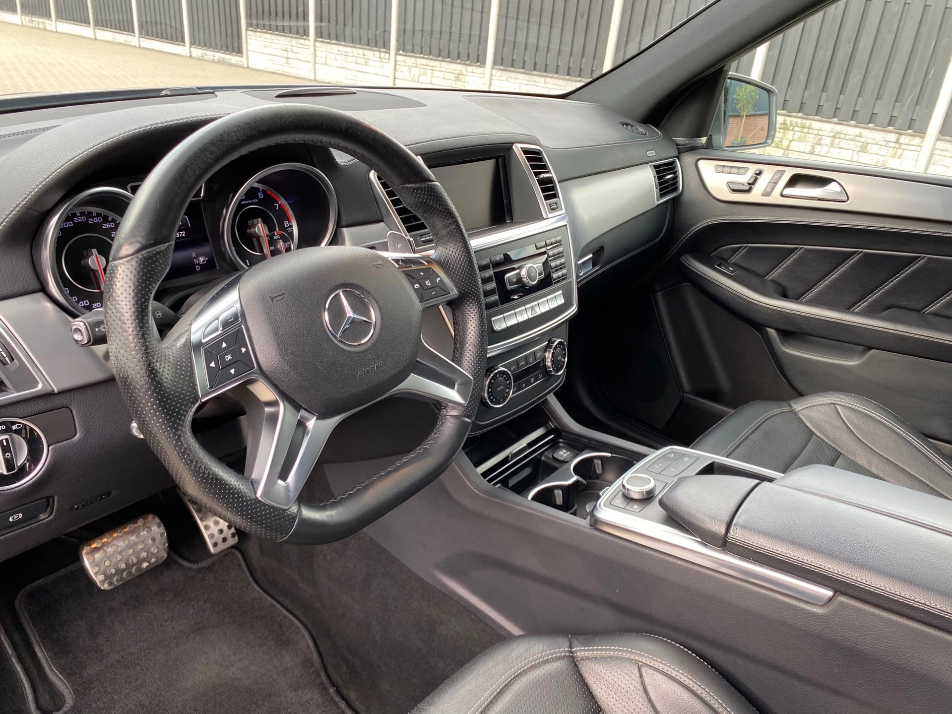 Hoofdafbeelding Mercedes-Benz M-Klasse