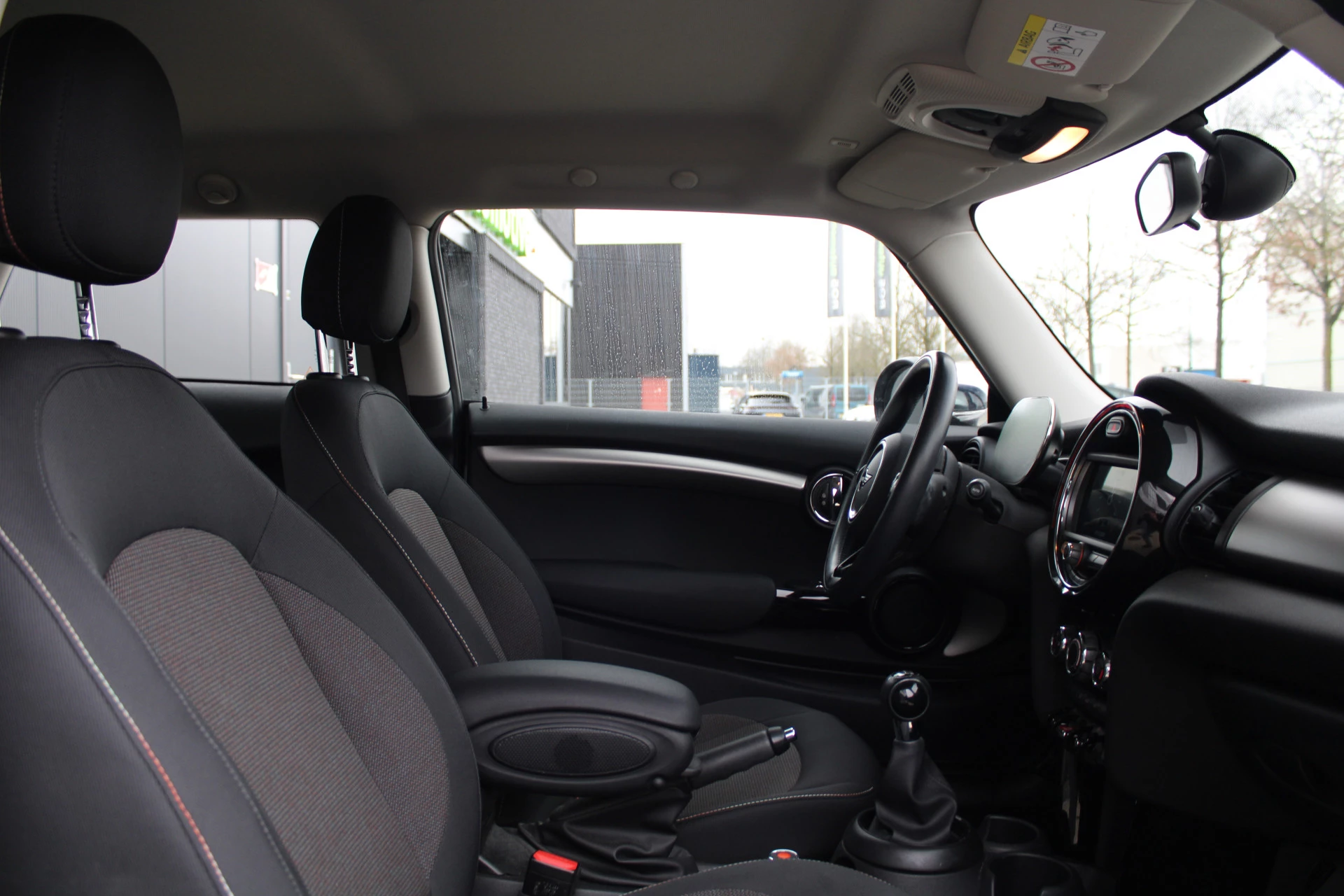 Hoofdafbeelding MINI One